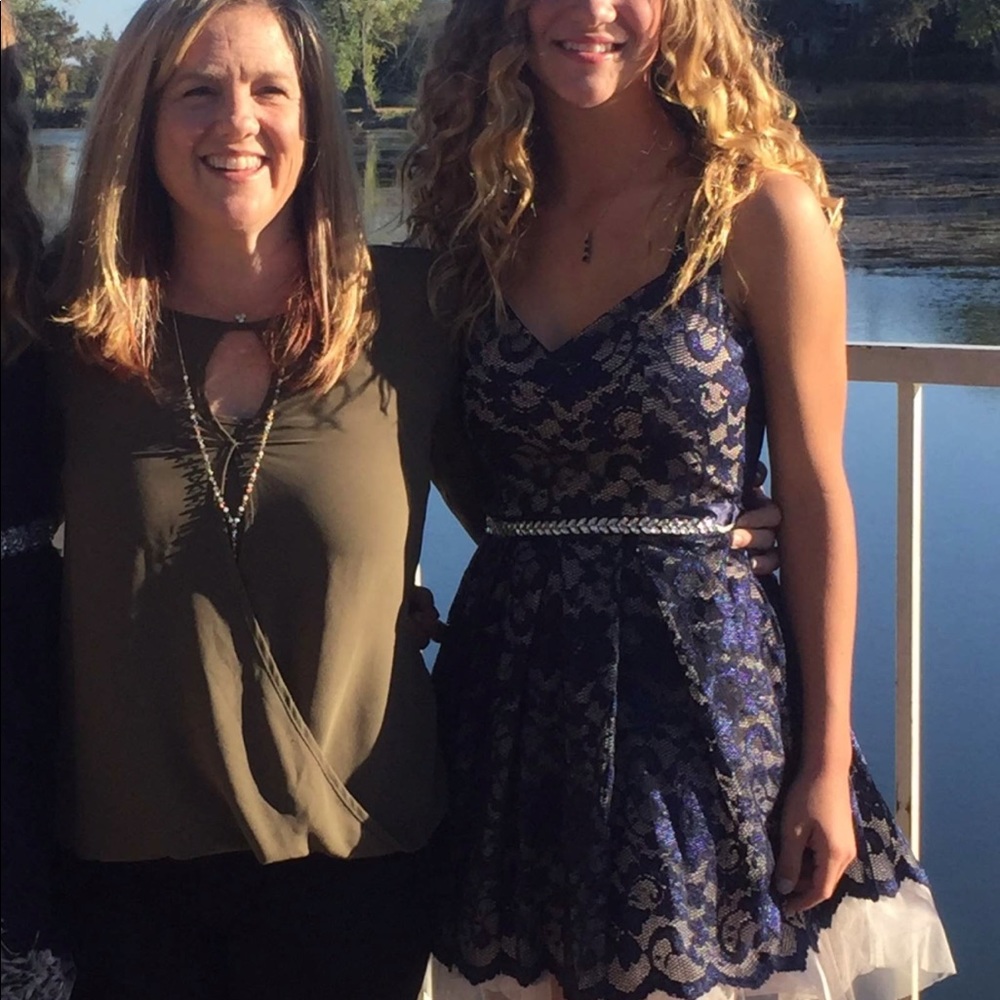 Navy Blue Windsor Homecoming Dress size XS